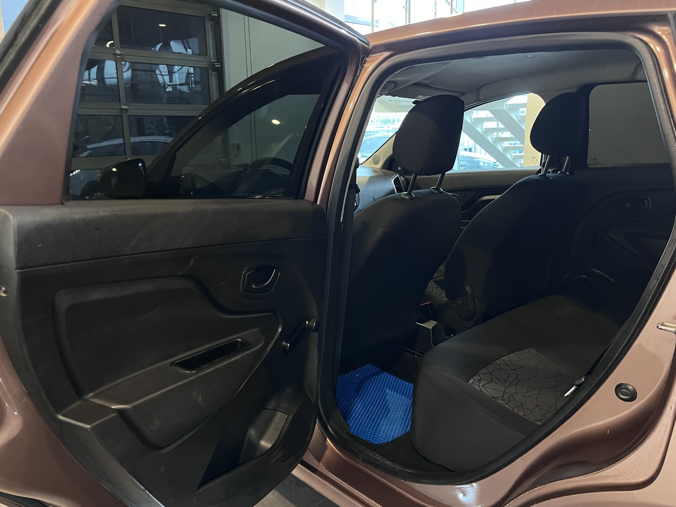 LADA XRAY