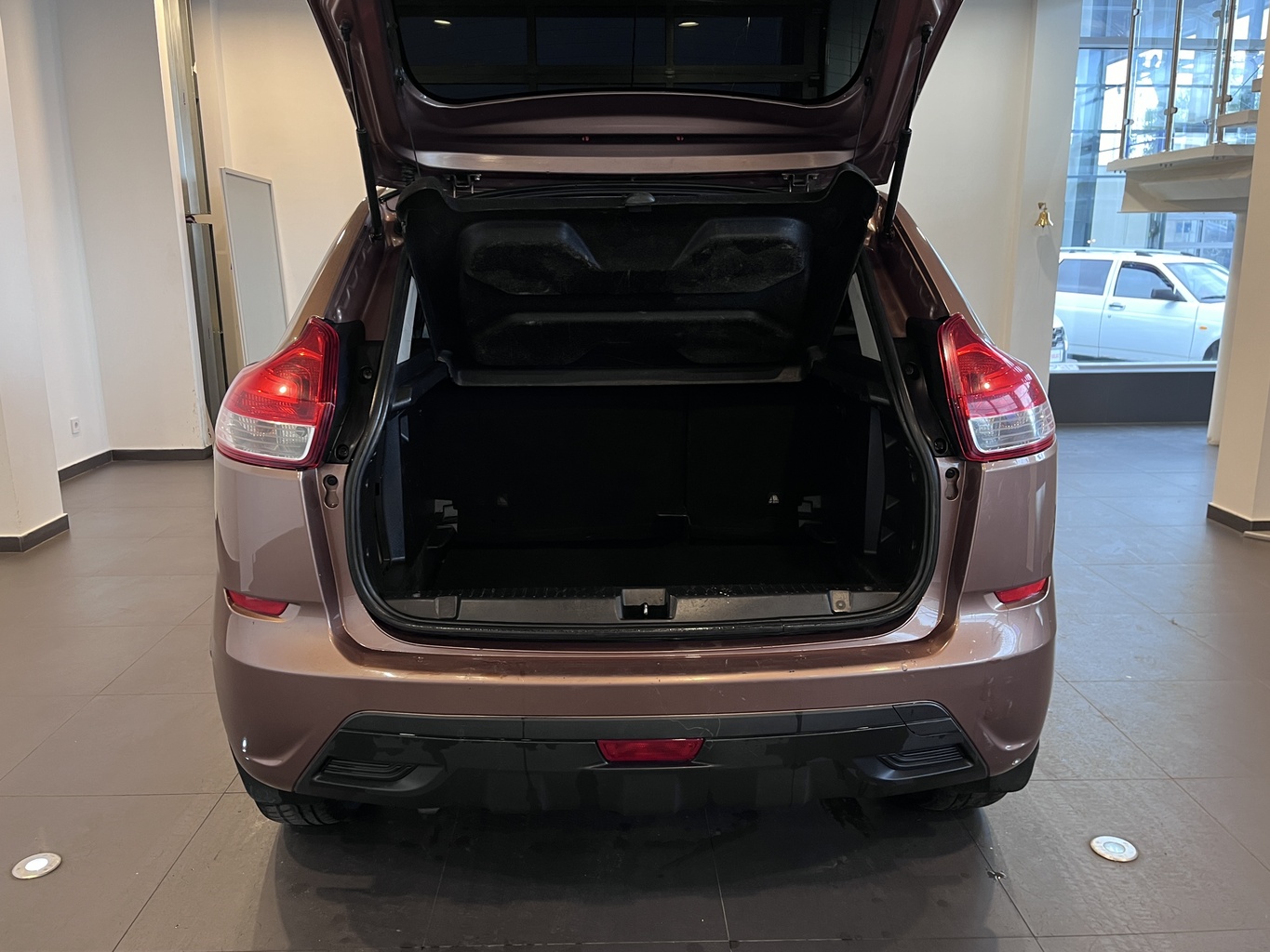 LADA XRAY