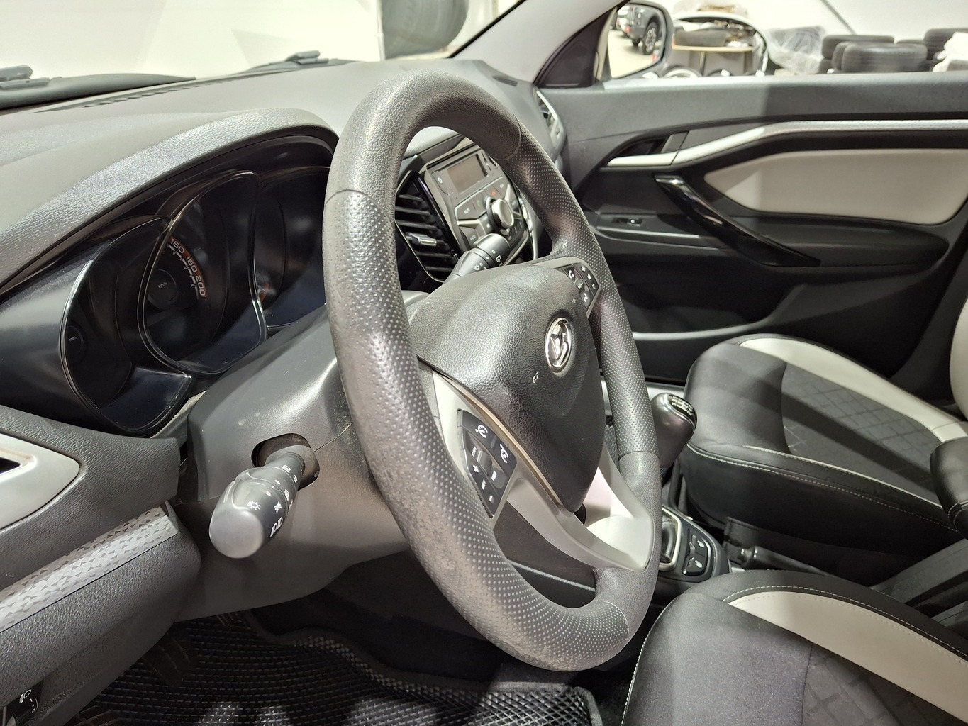 LADA VESTA