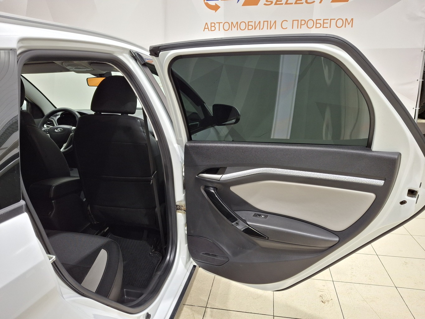 LADA VESTA