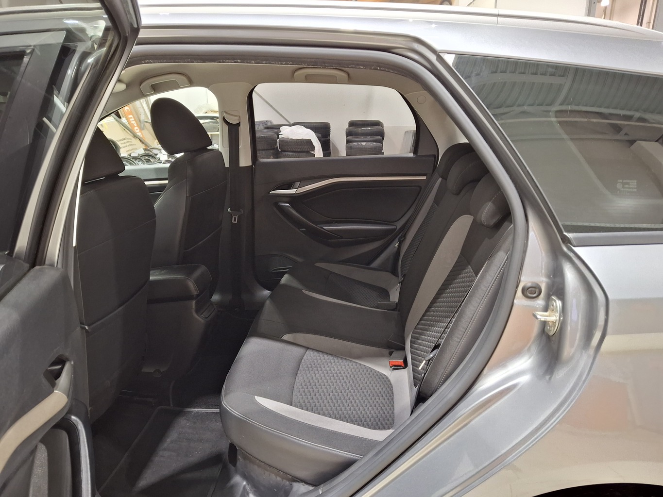 LADA VESTA