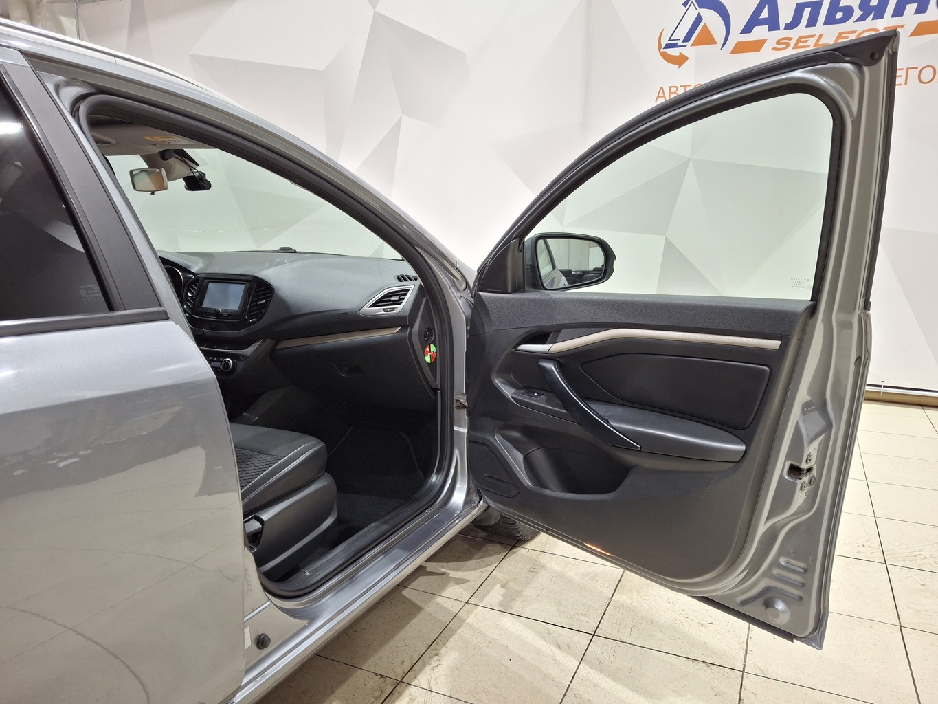 LADA VESTA