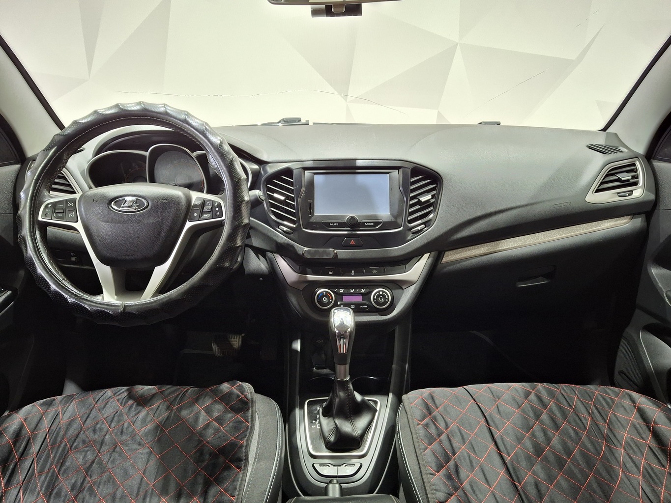 LADA VESTA