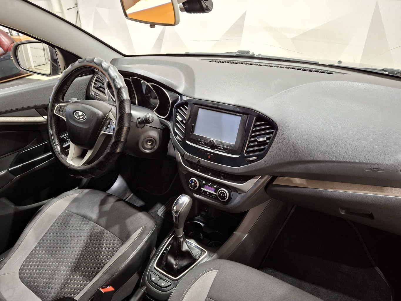 LADA VESTA