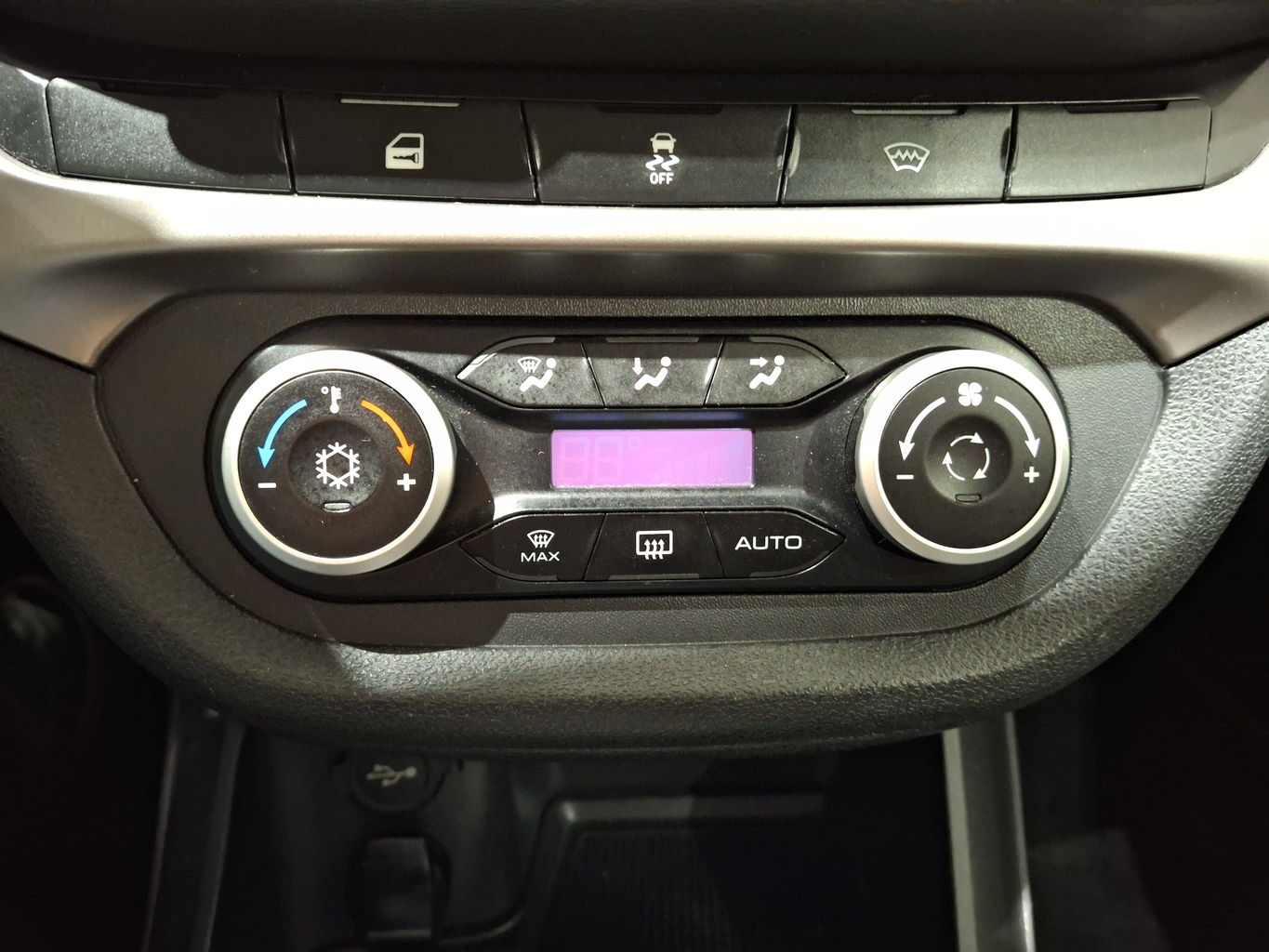 LADA VESTA