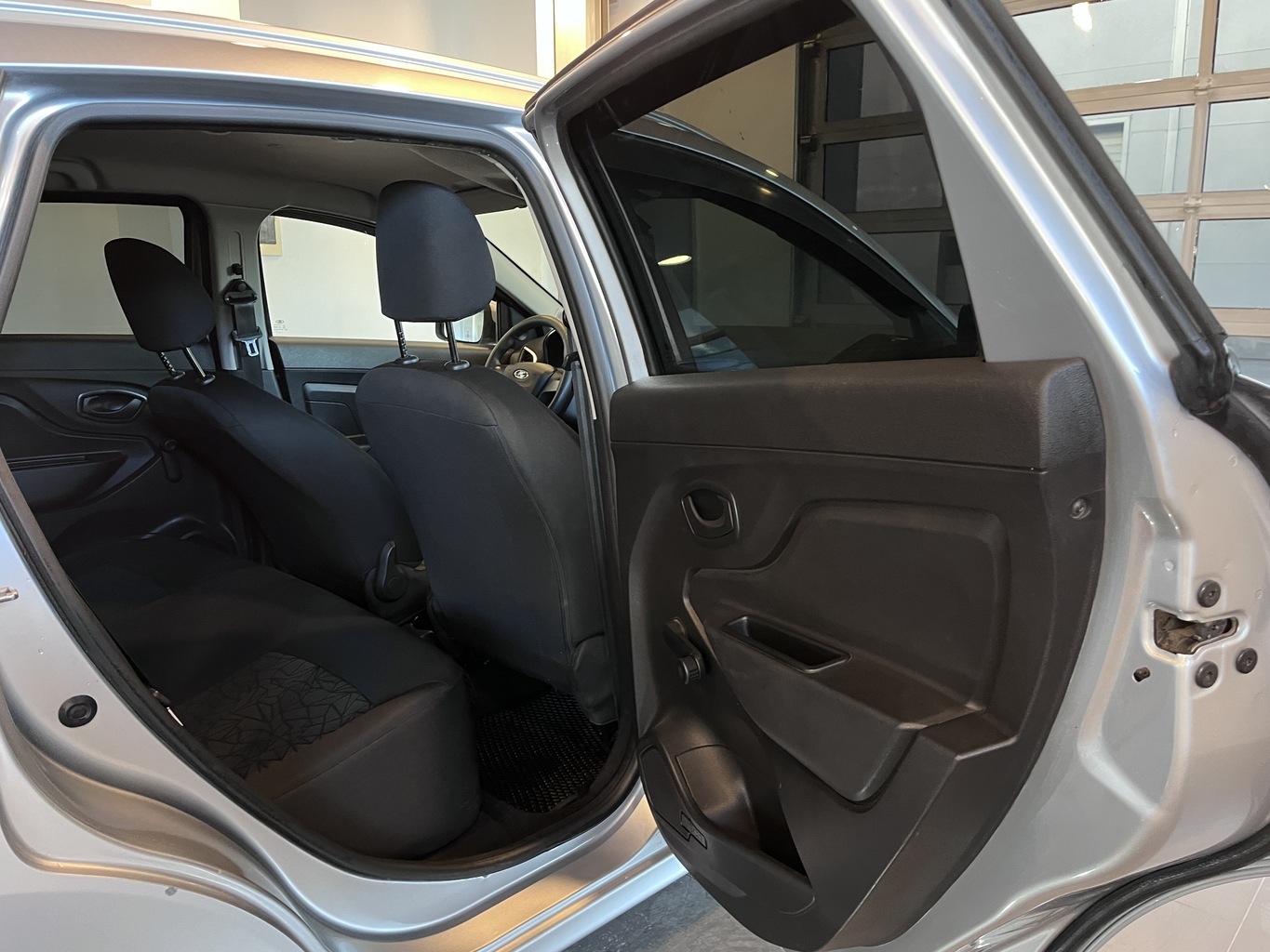 LADA XRAY