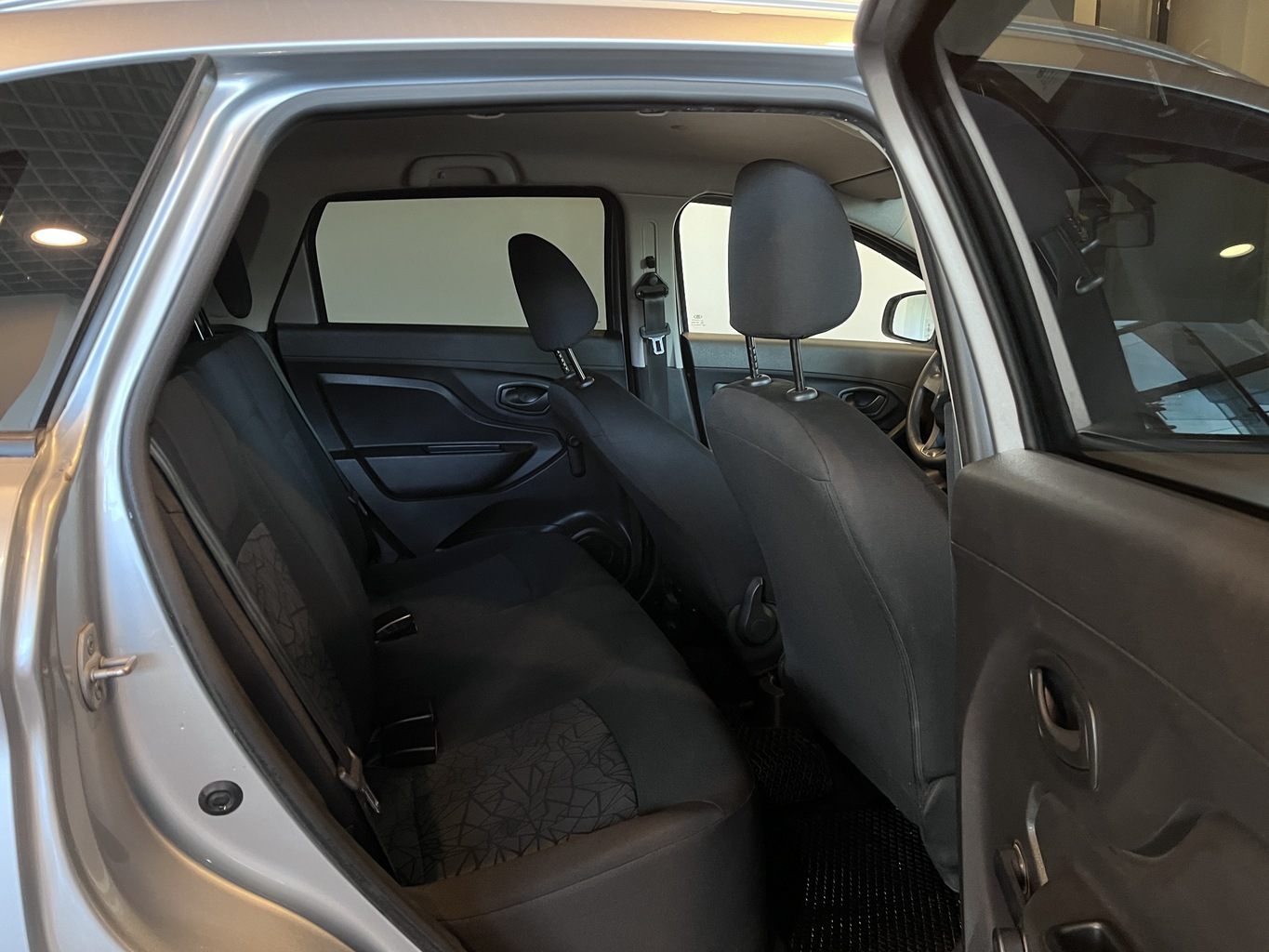 LADA XRAY