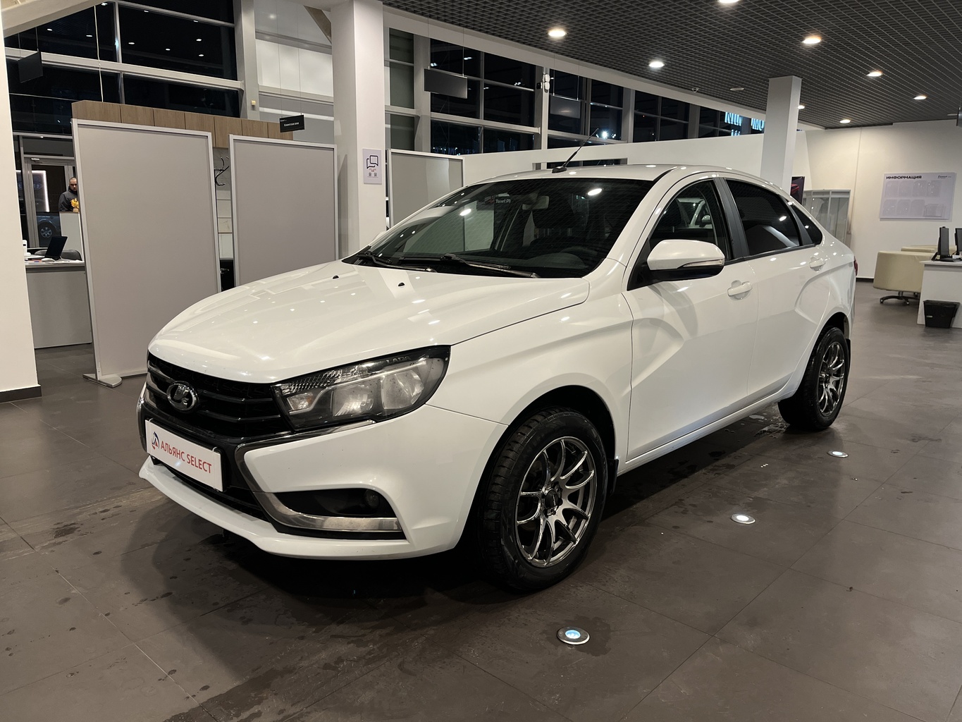 LADA VESTA