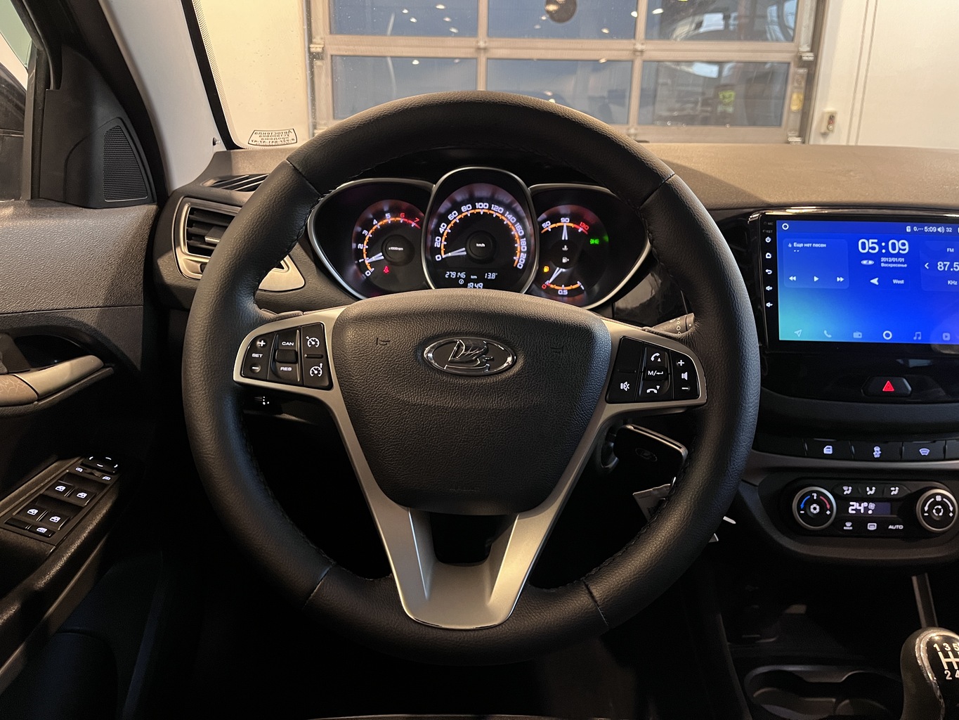 LADA VESTA