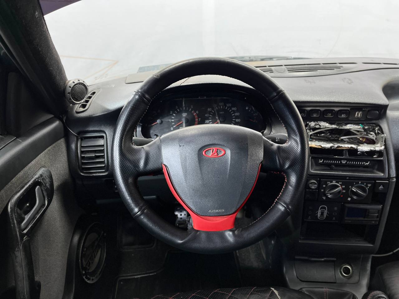 LADA 2112