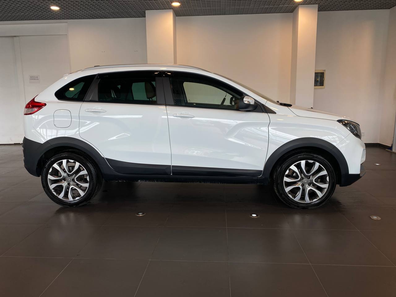 LADA XRAY