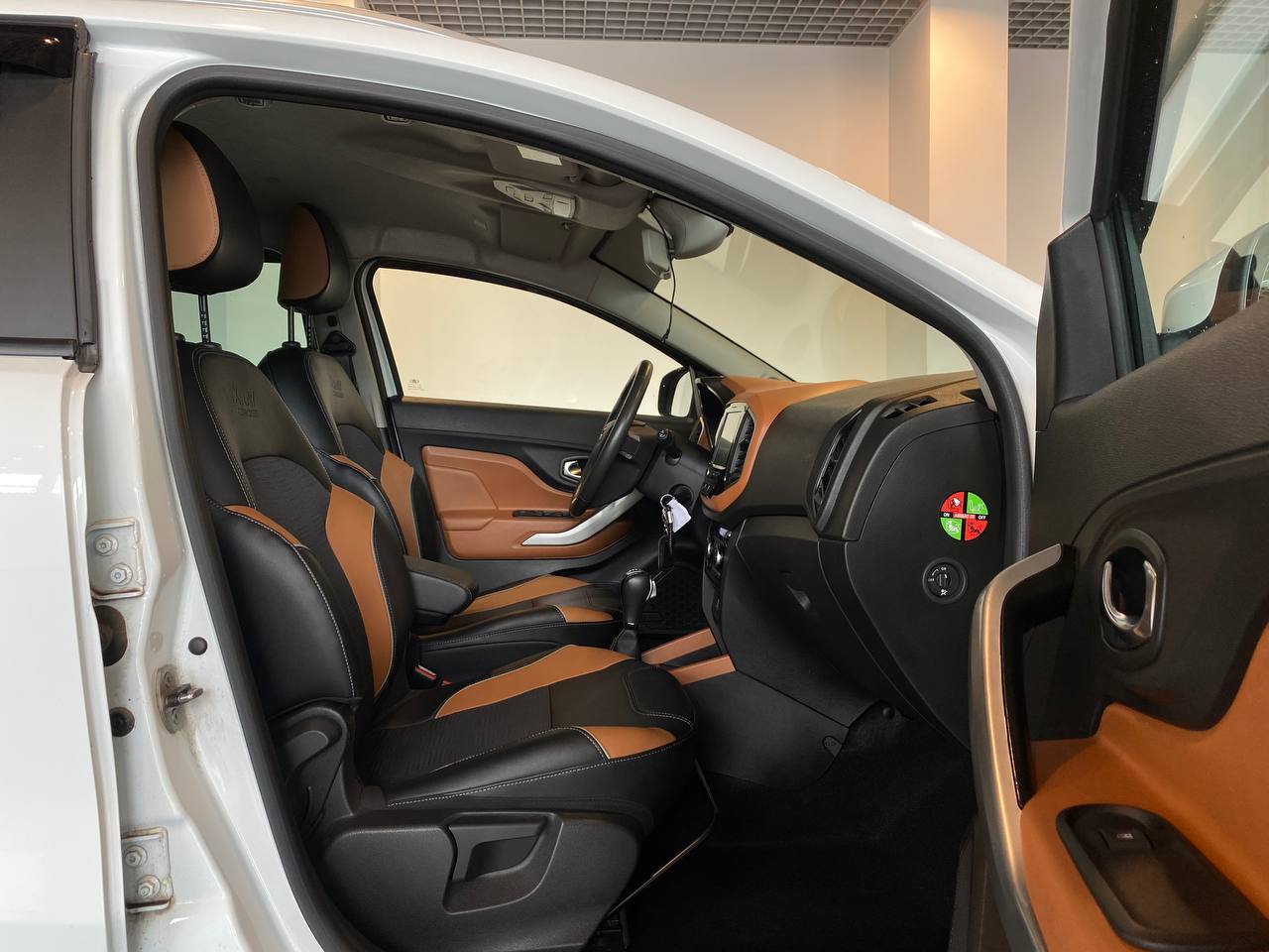 LADA XRAY