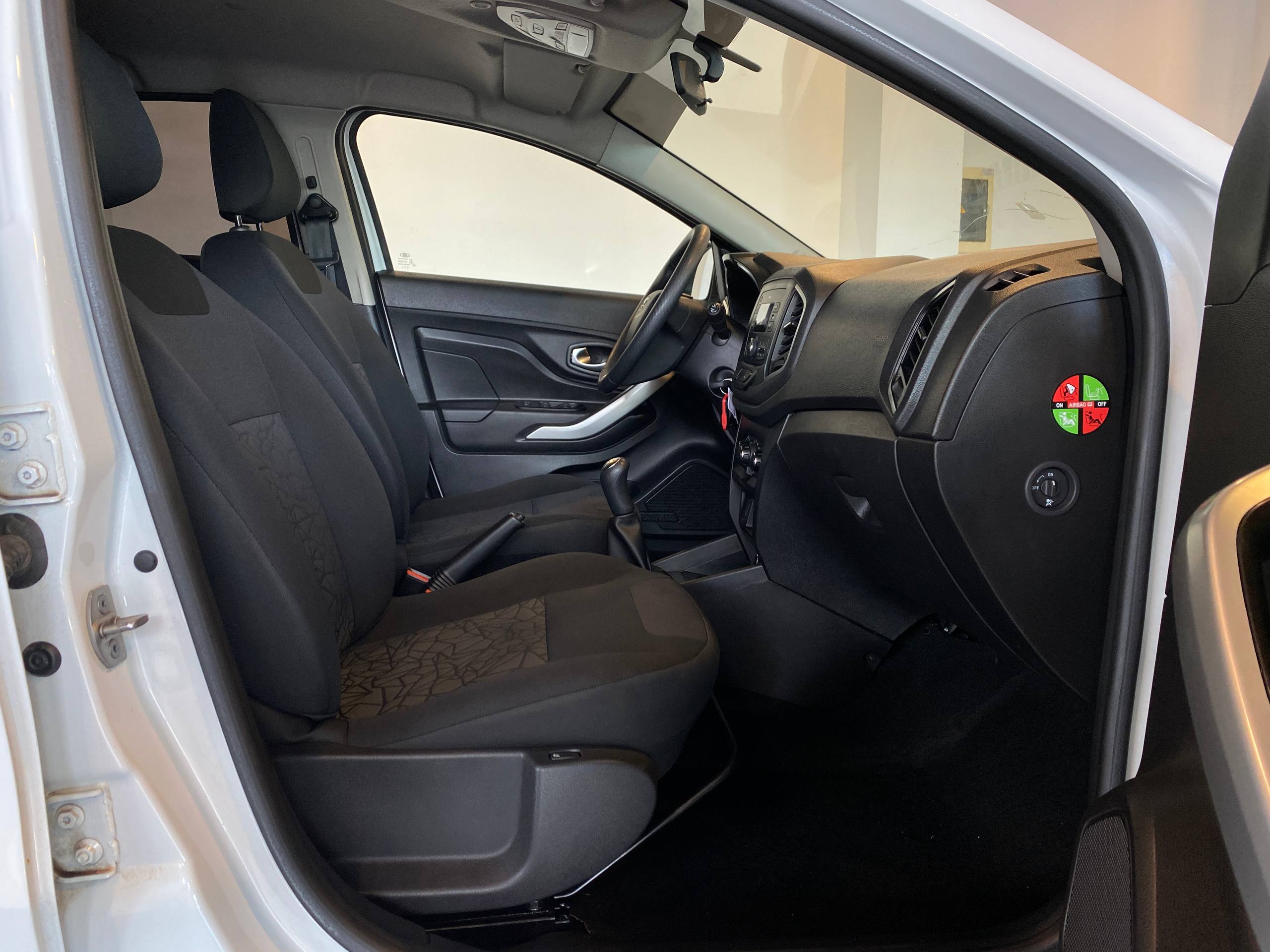 LADA XRAY