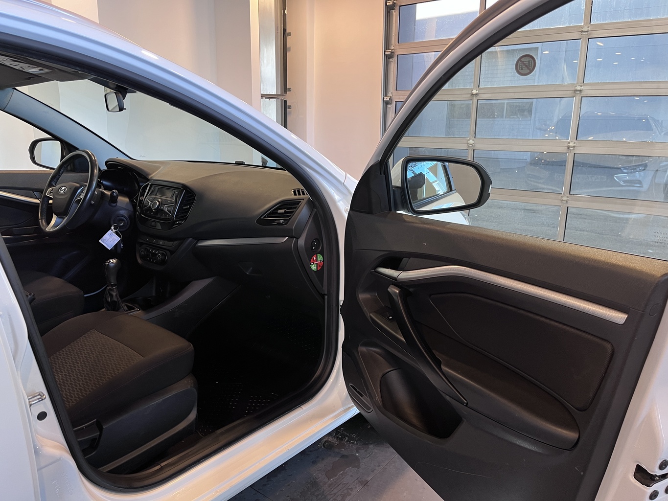 LADA VESTA