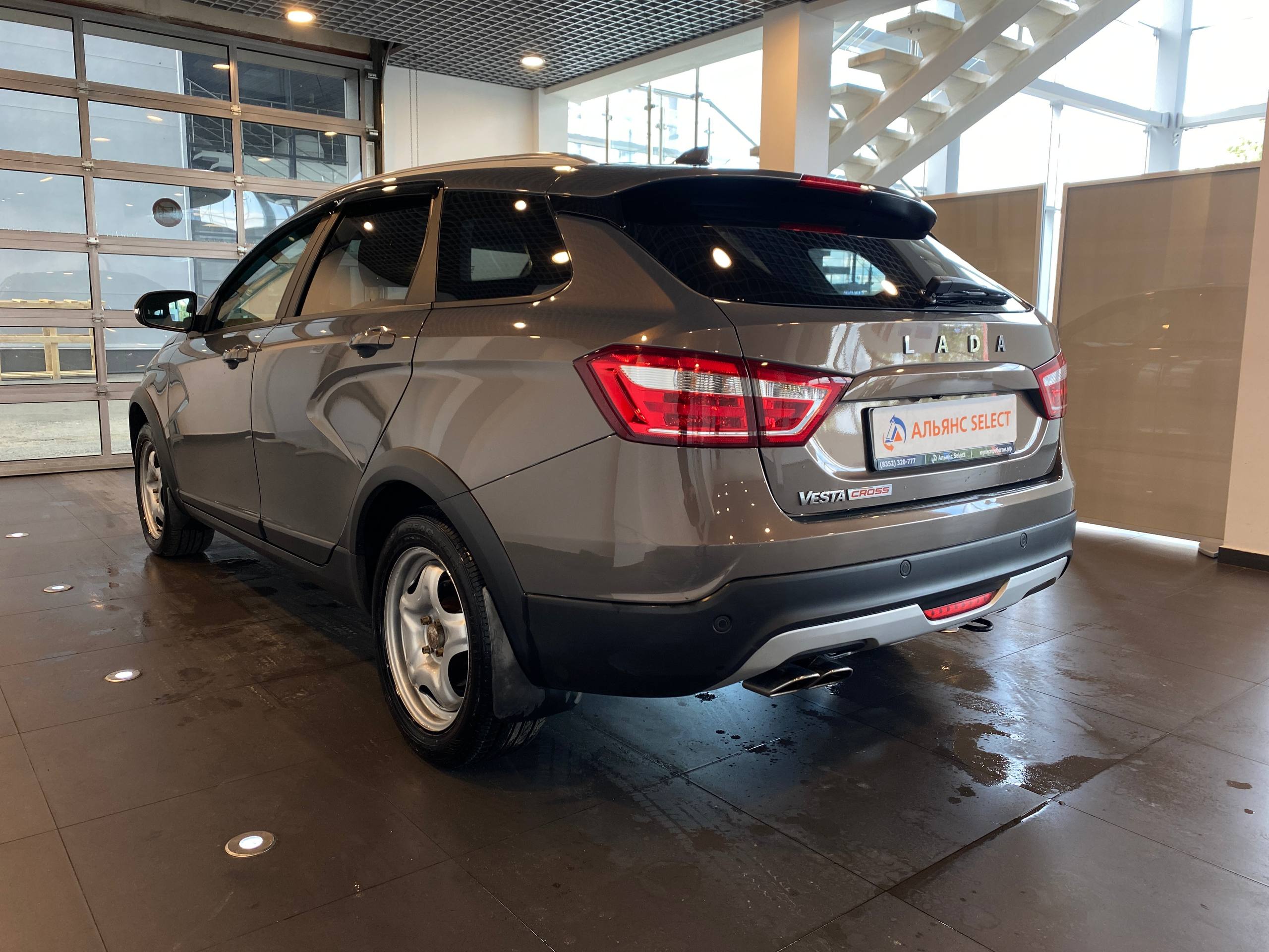 LADA VESTA