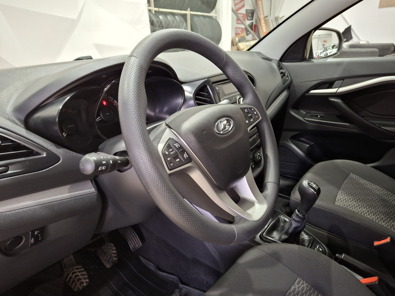 LADA VESTA