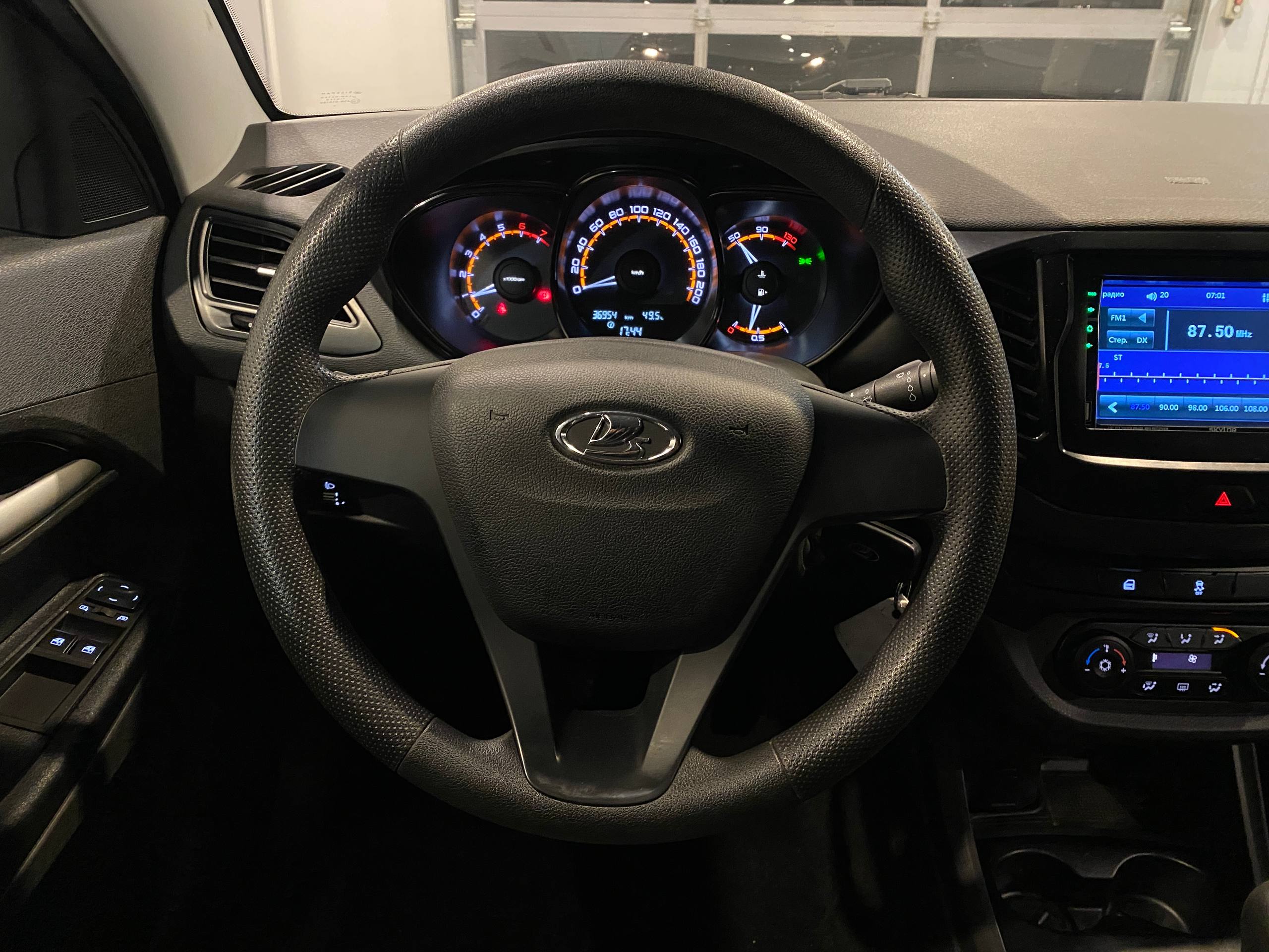 LADA VESTA