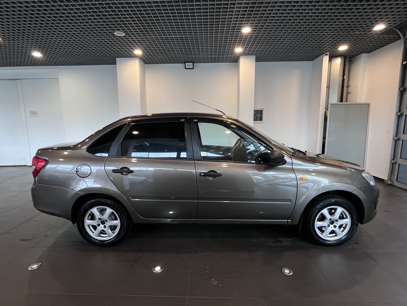 LADA GRANTA