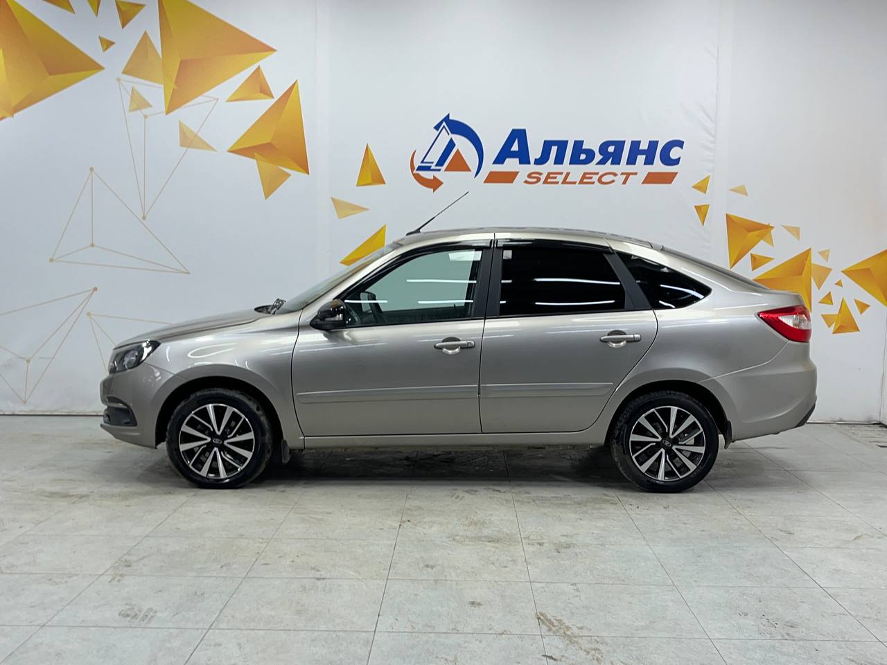 LADA GRANTA