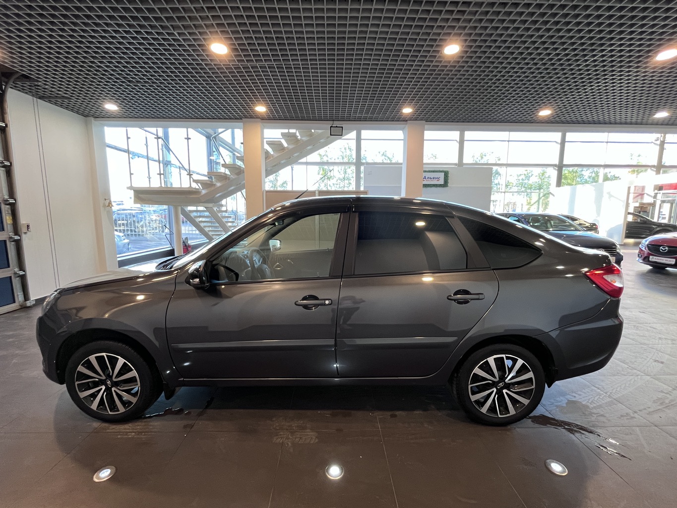 LADA GRANTA