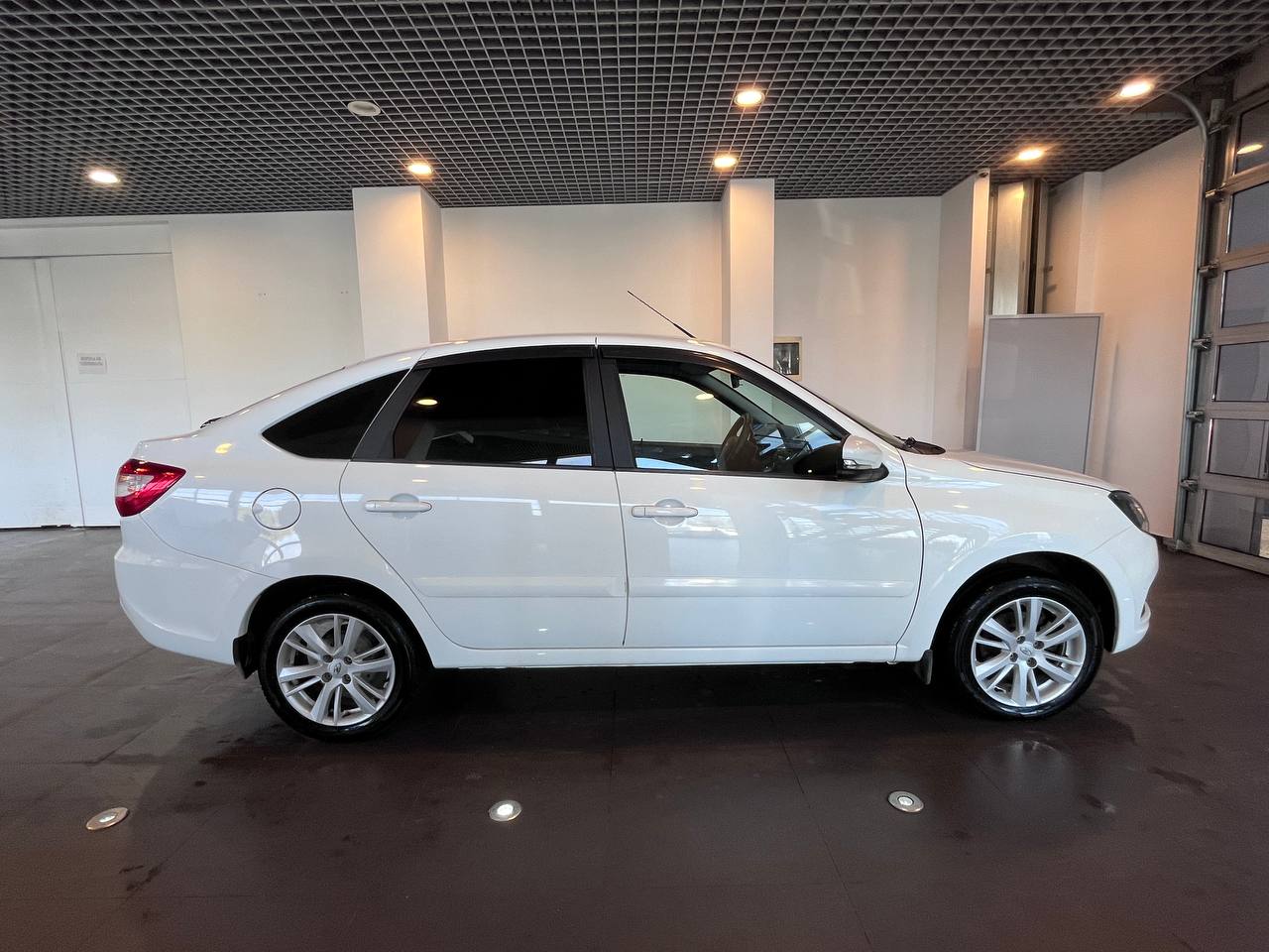 LADA GRANTA