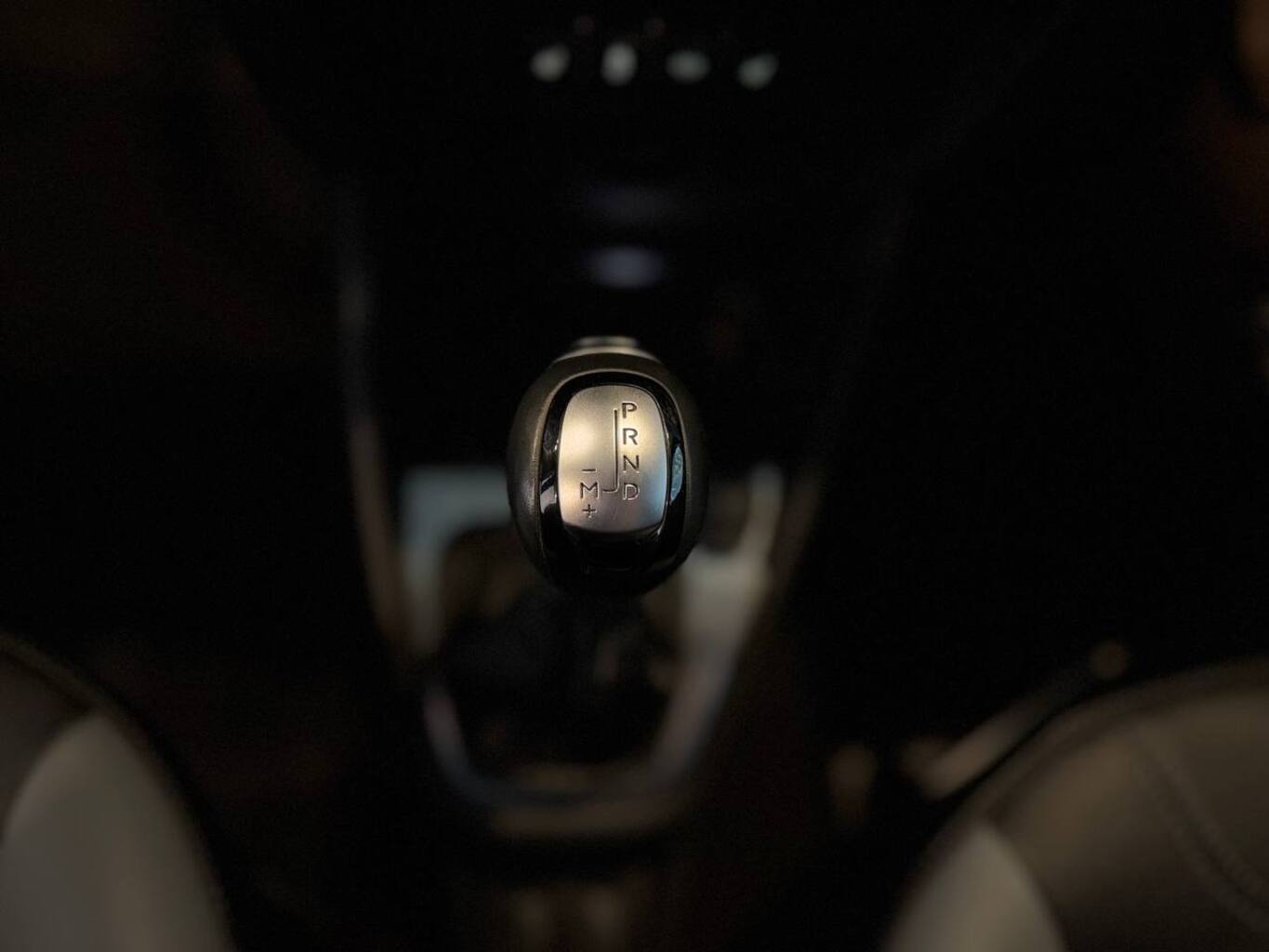 LADA XRAY
