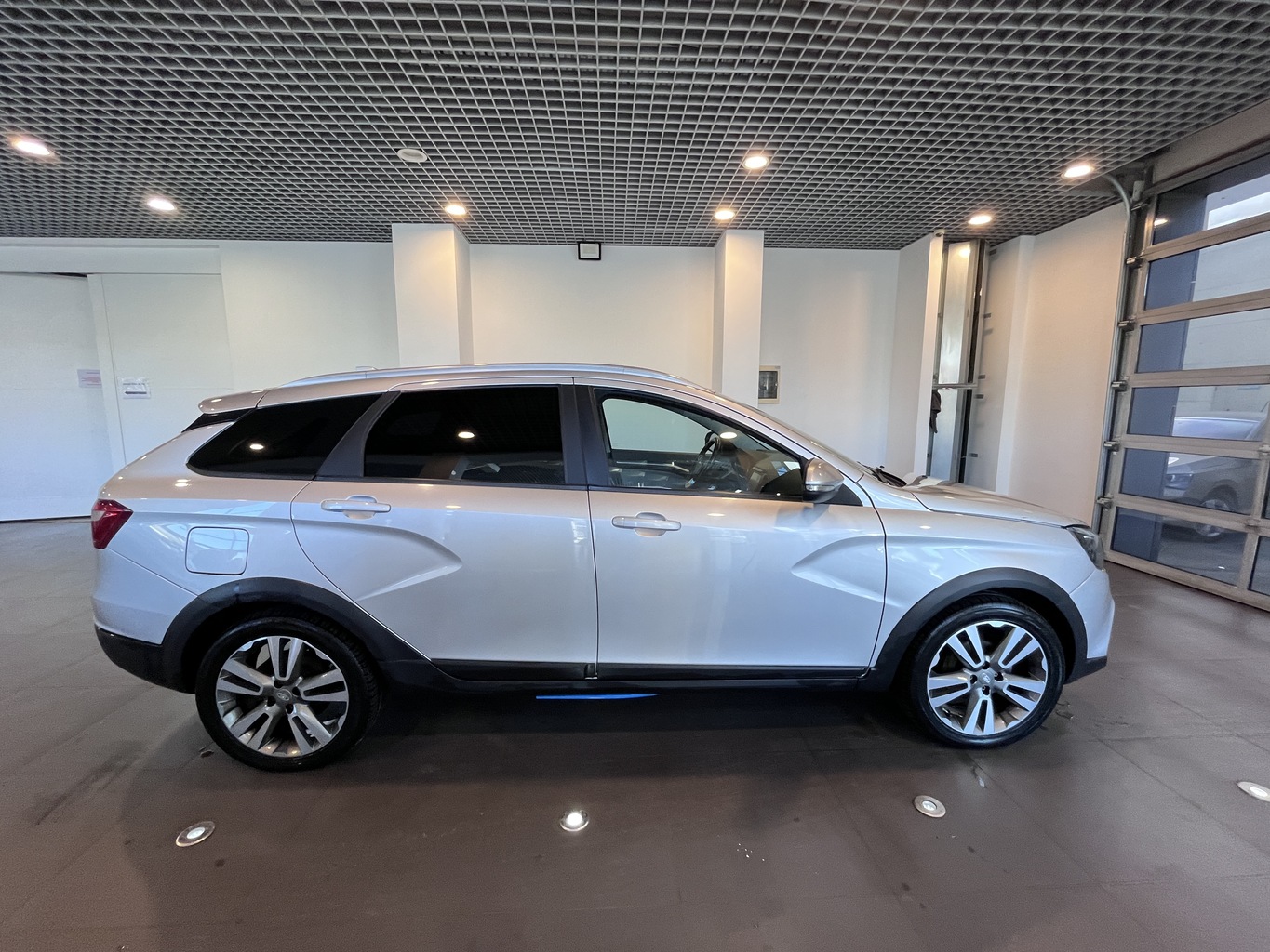 LADA VESTA