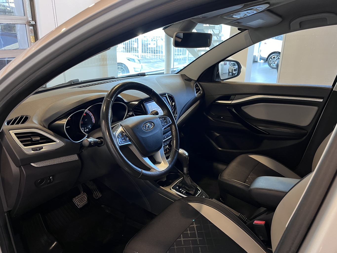 LADA VESTA