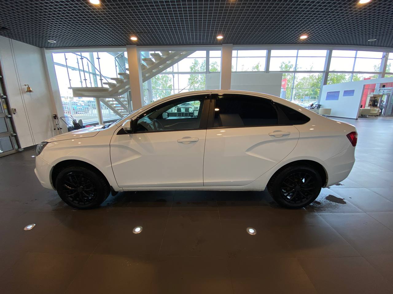 LADA VESTA