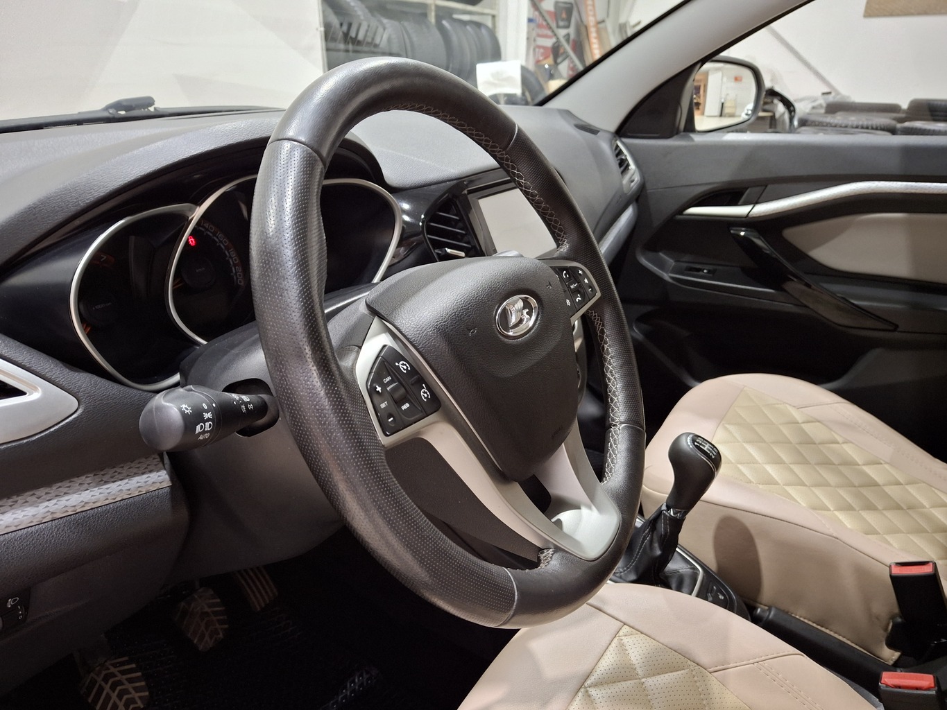 LADA VESTA