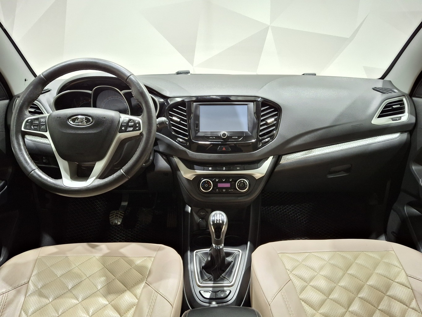 LADA VESTA