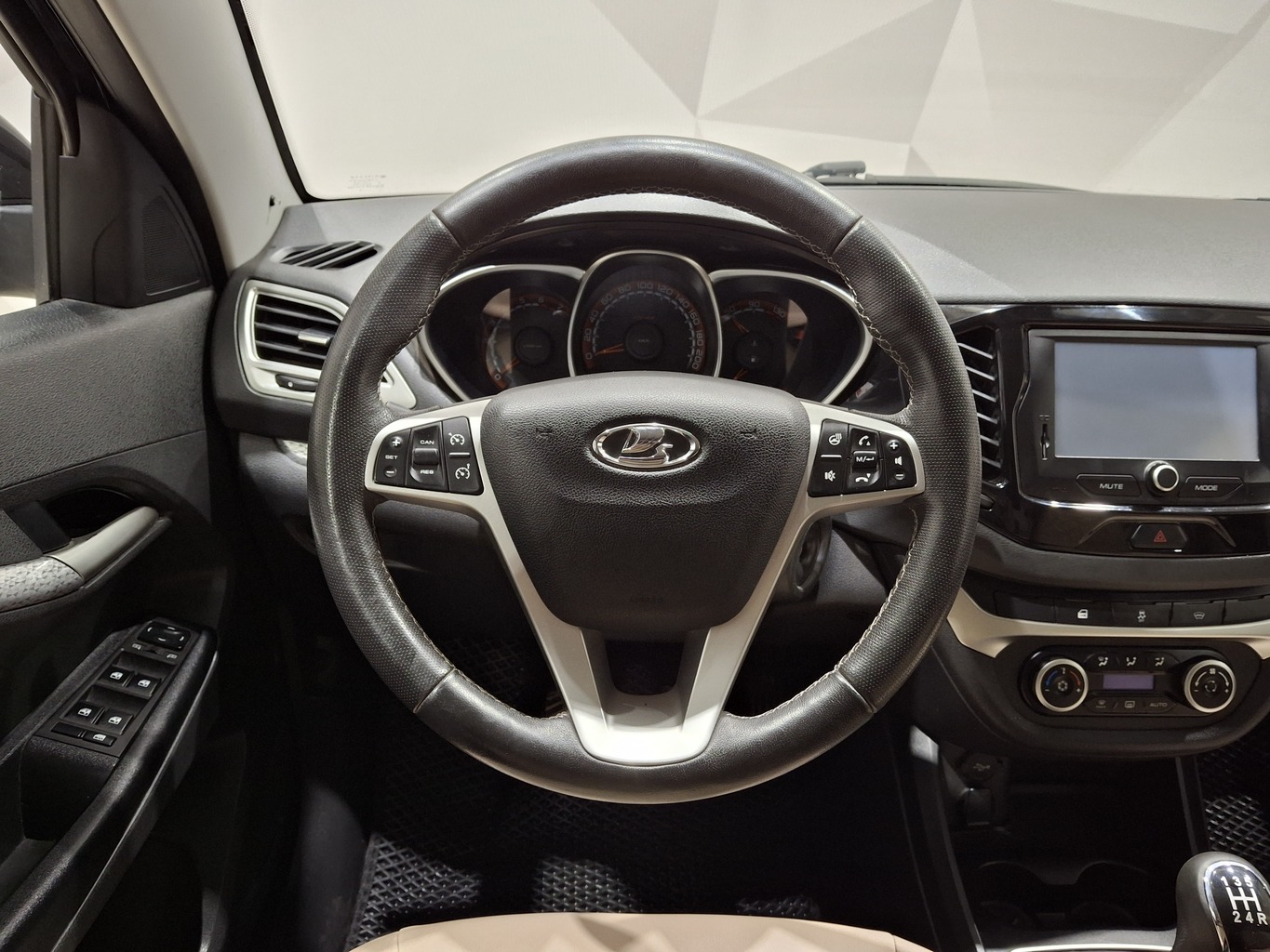 LADA VESTA