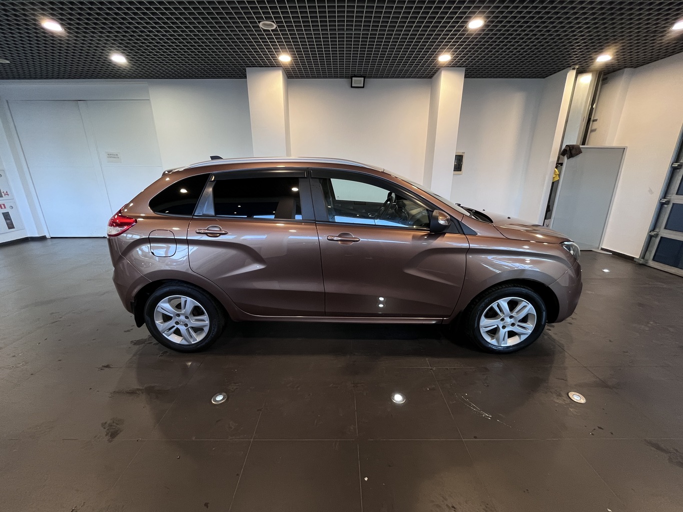 LADA XRAY