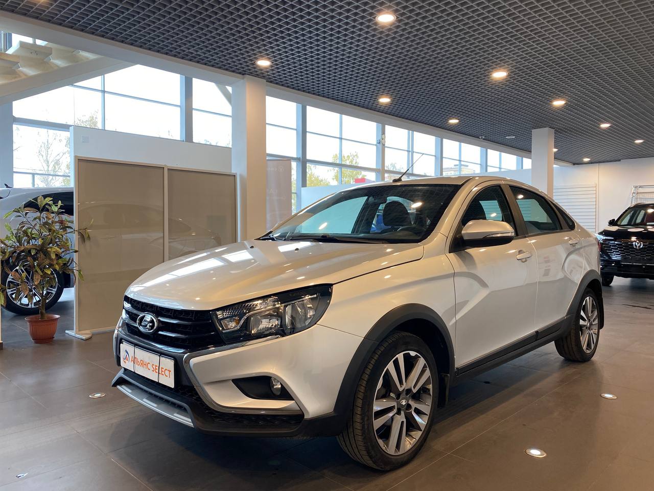 LADA VESTA CROSS