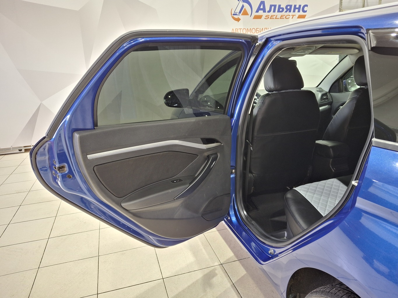 LADA VESTA