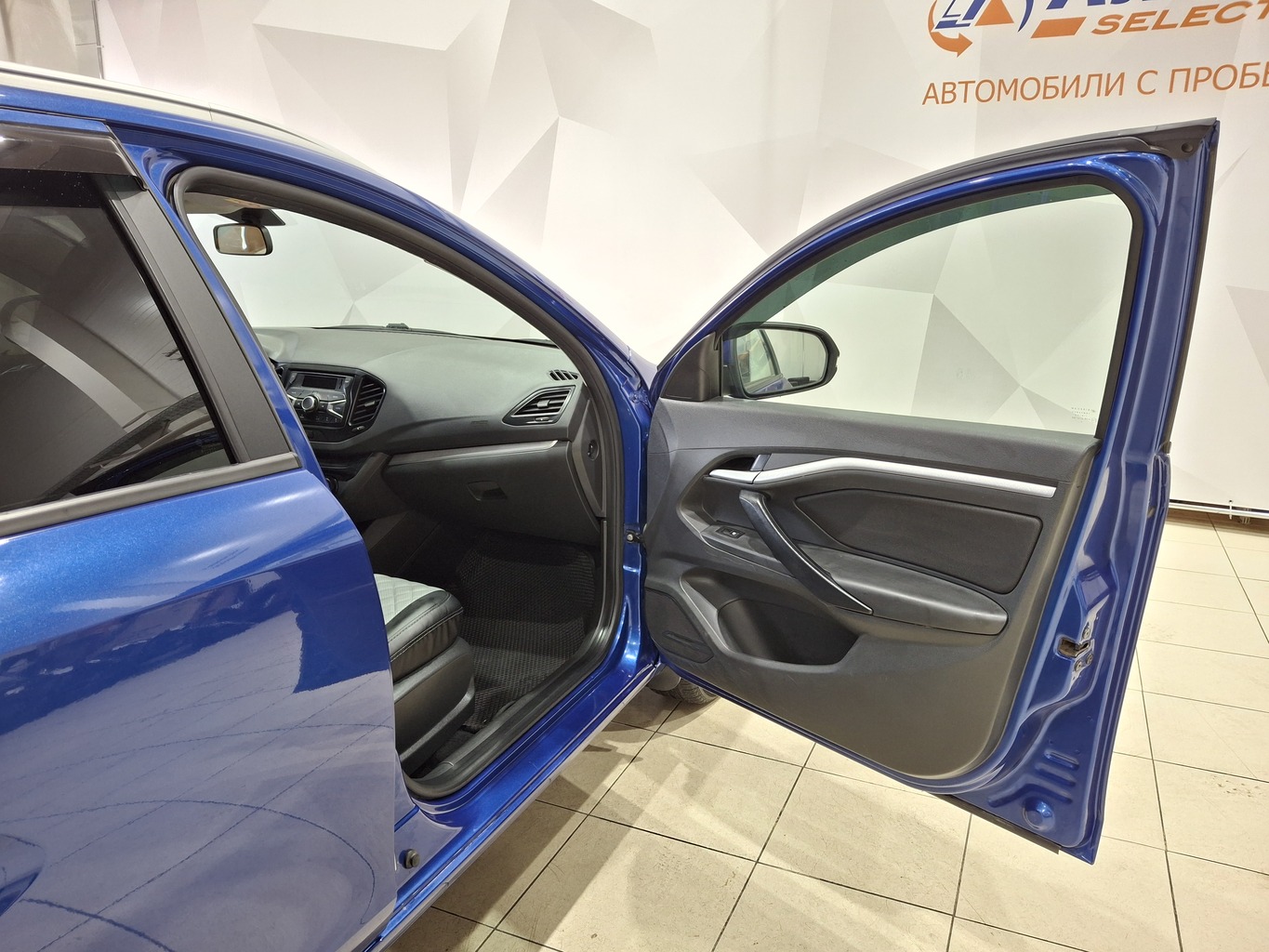 LADA VESTA