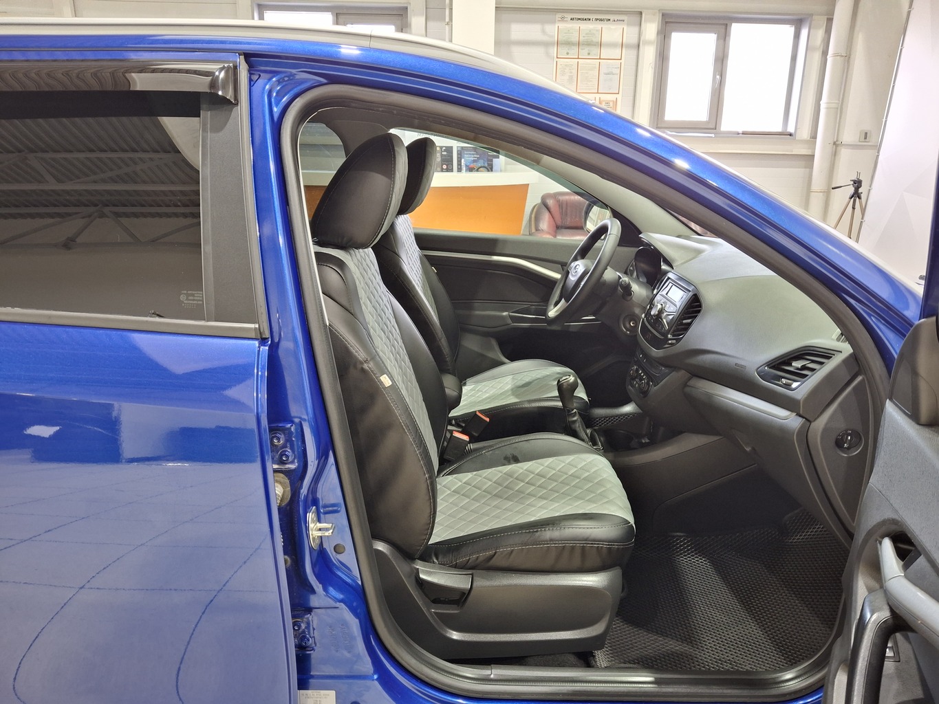 LADA VESTA