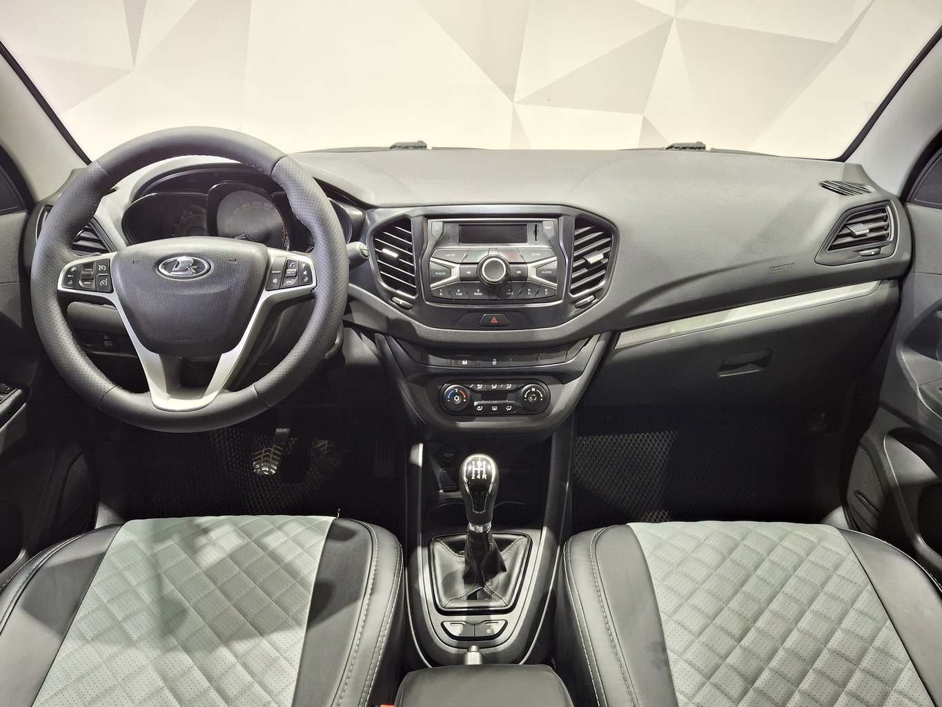 LADA VESTA