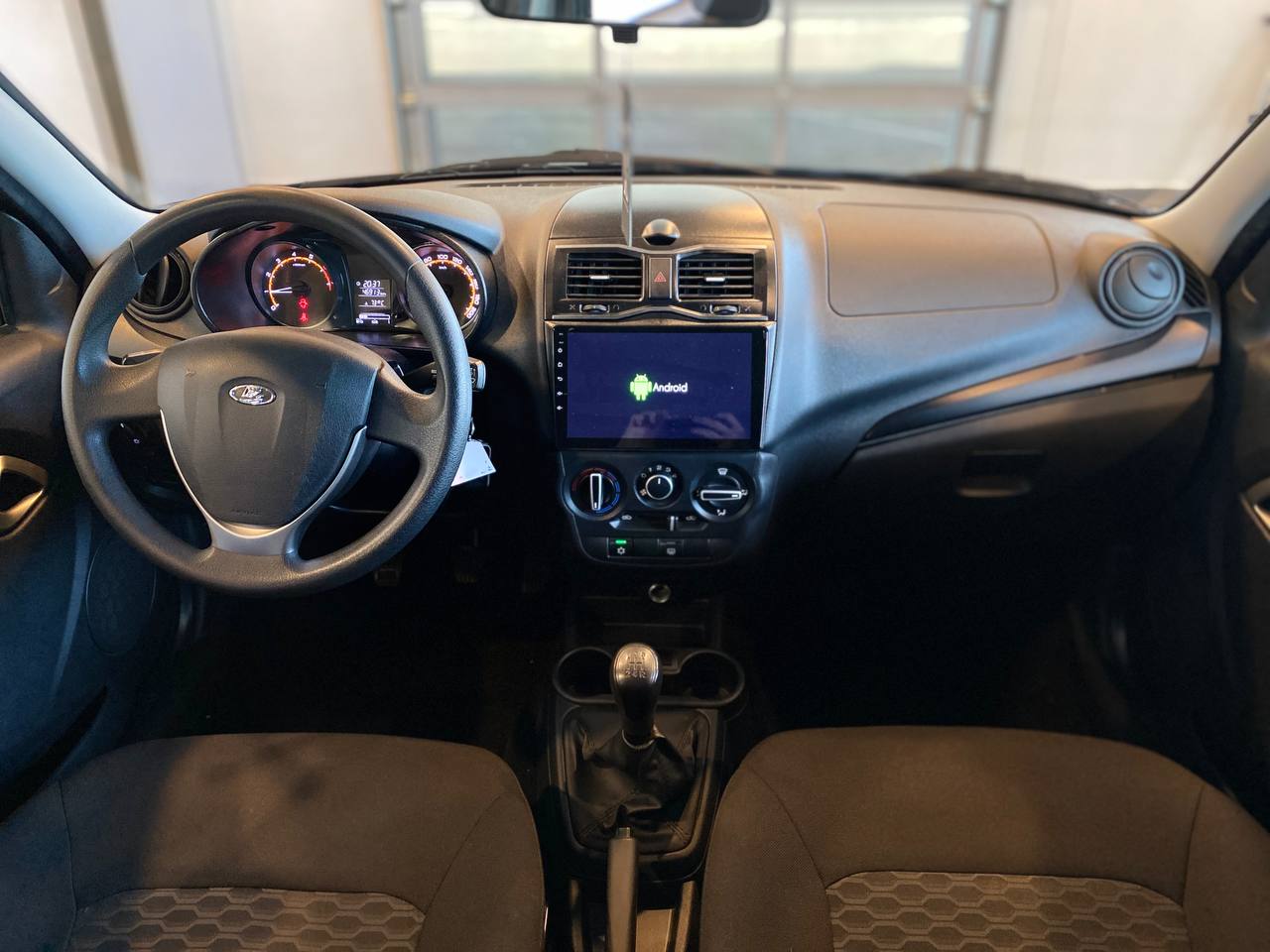 LADA GRANTA