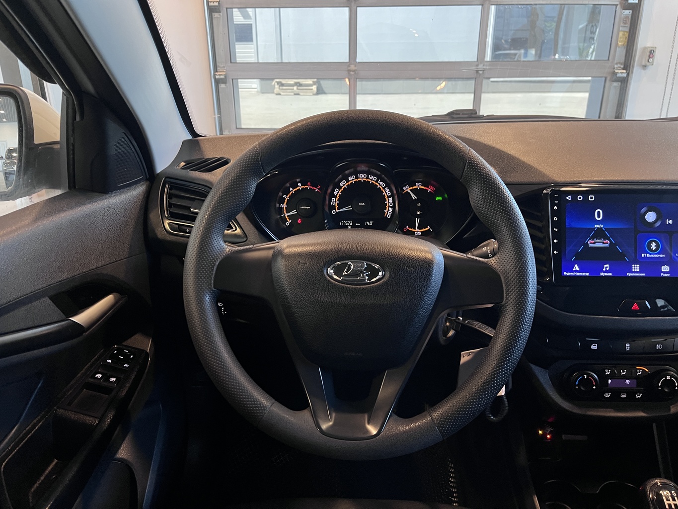 LADA VESTA