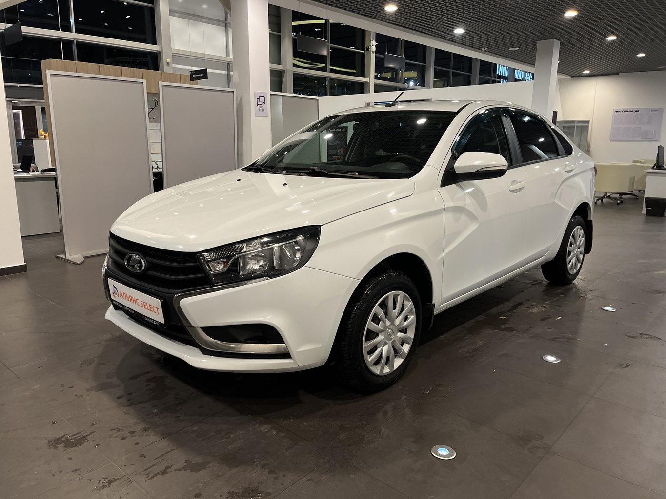 LADA VESTA