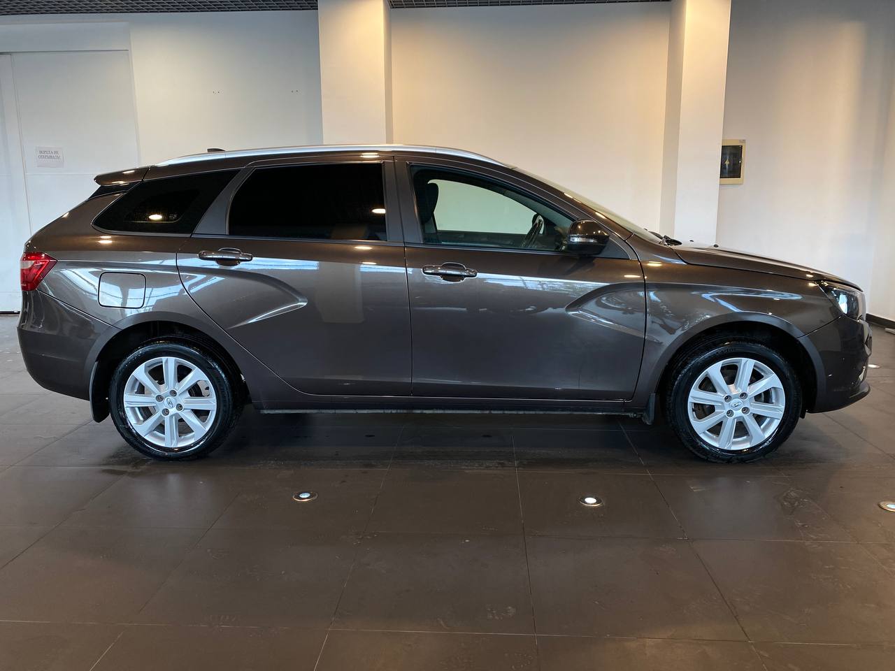 LADA VESTA