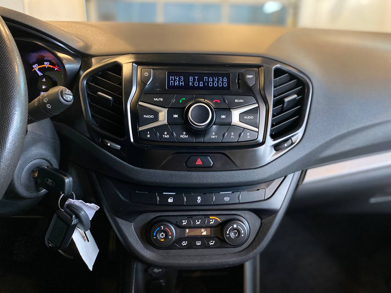 LADA VESTA