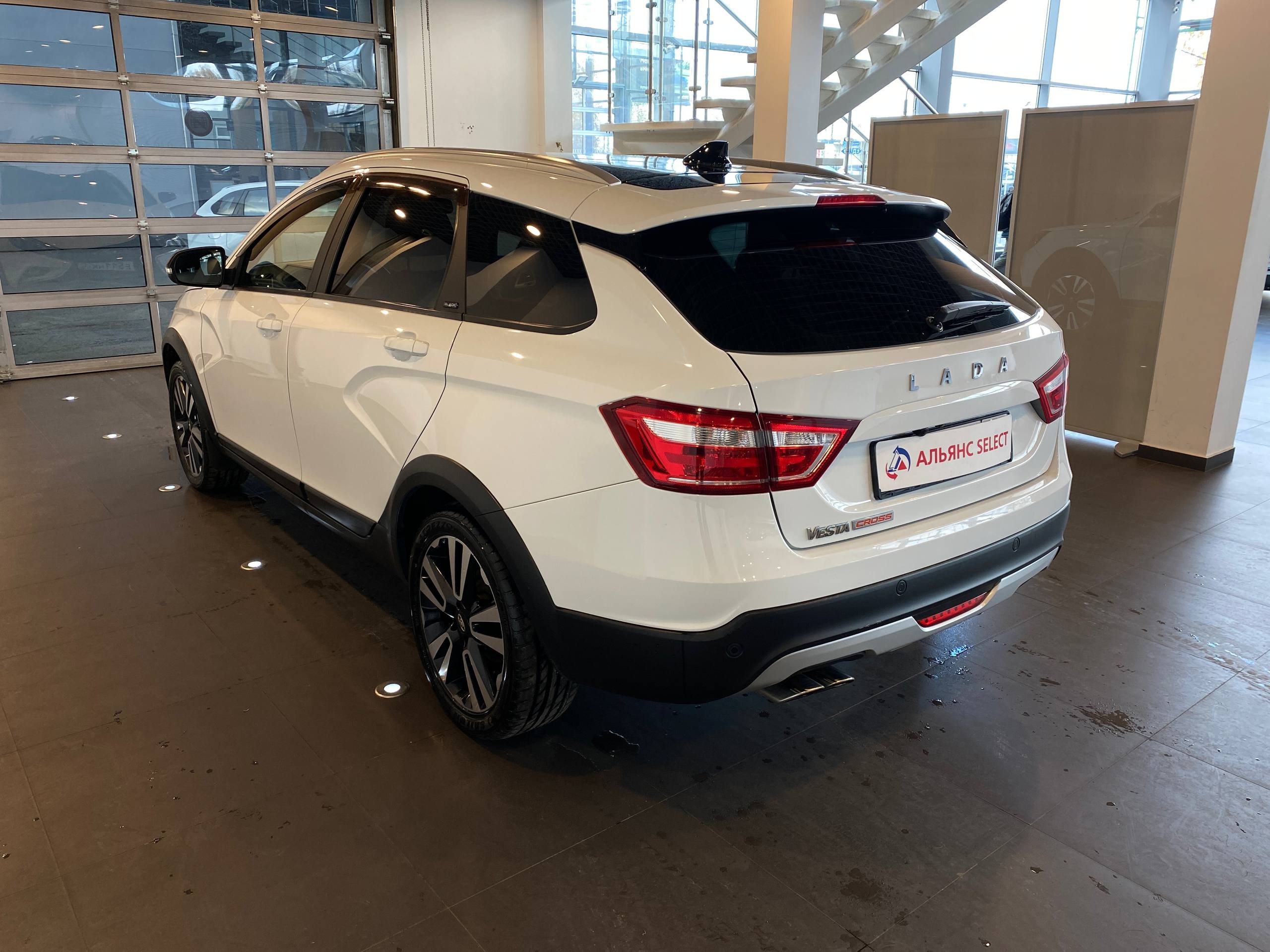 LADA VESTA