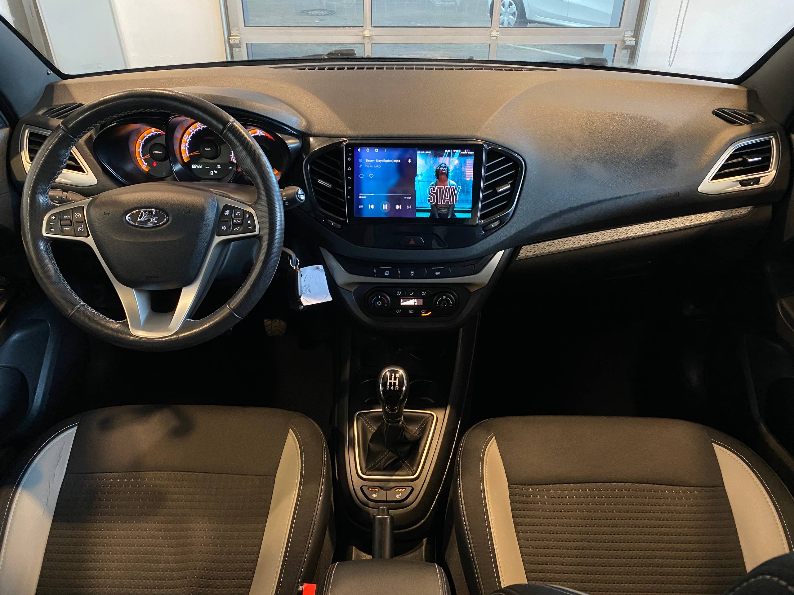LADA VESTA