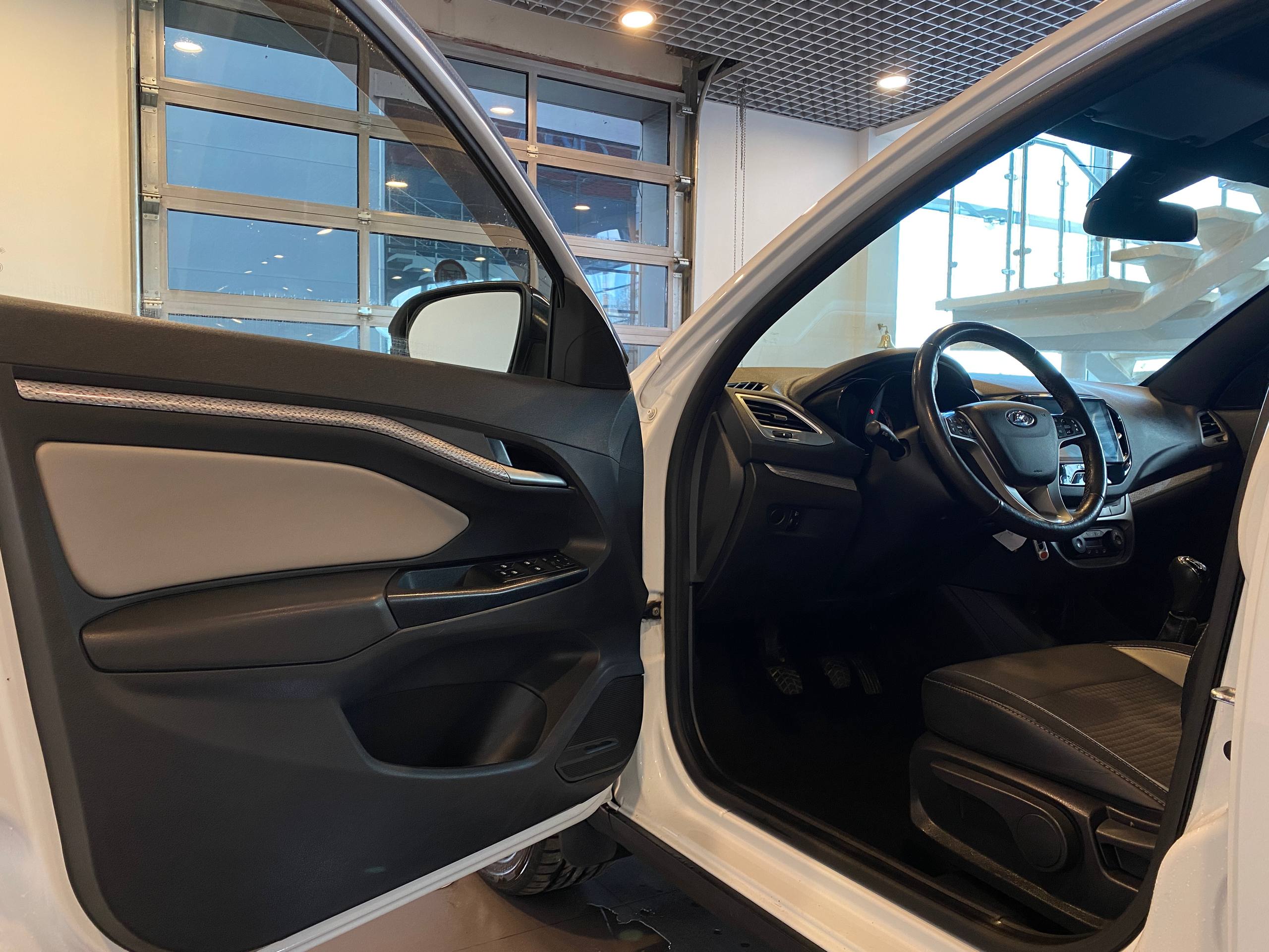 LADA VESTA