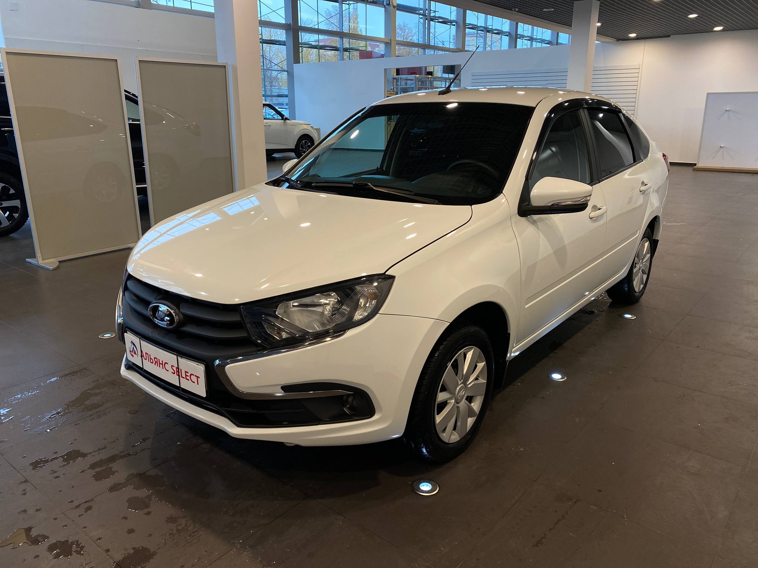 LADA GRANTA