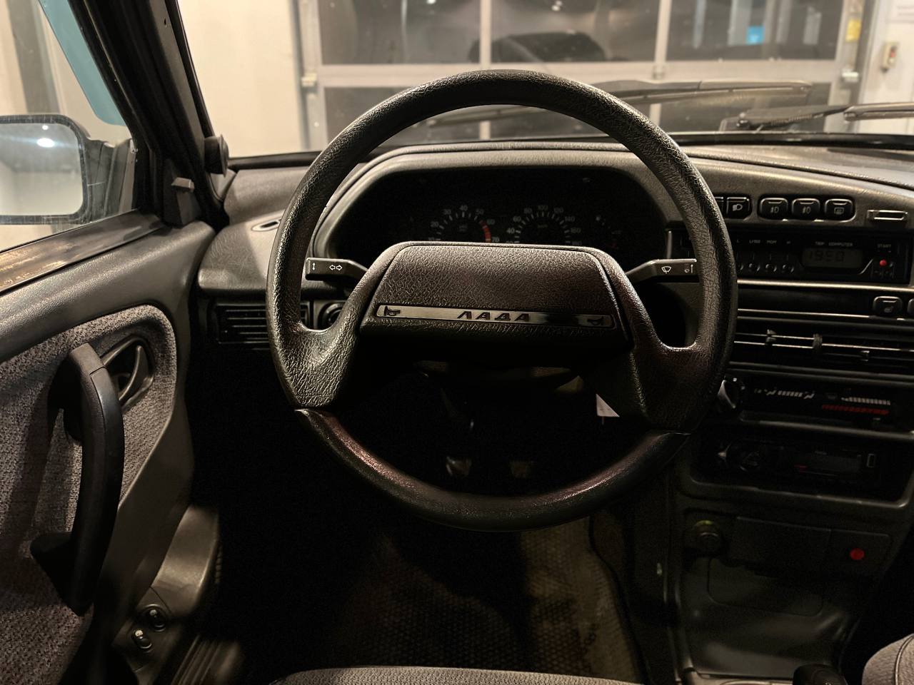 LADA 2115