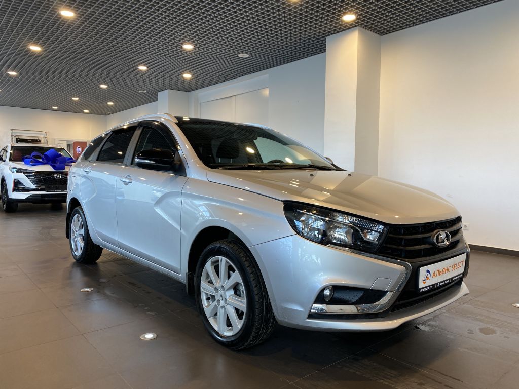 LADA VESTA