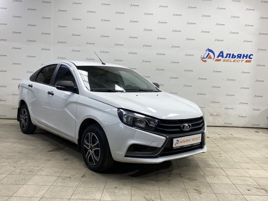 LADA VESTA